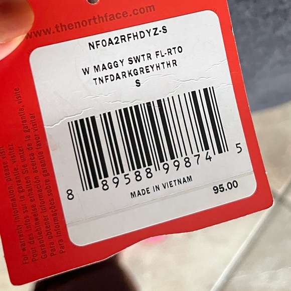 NWT W northface sweater - Picture 2 of 2